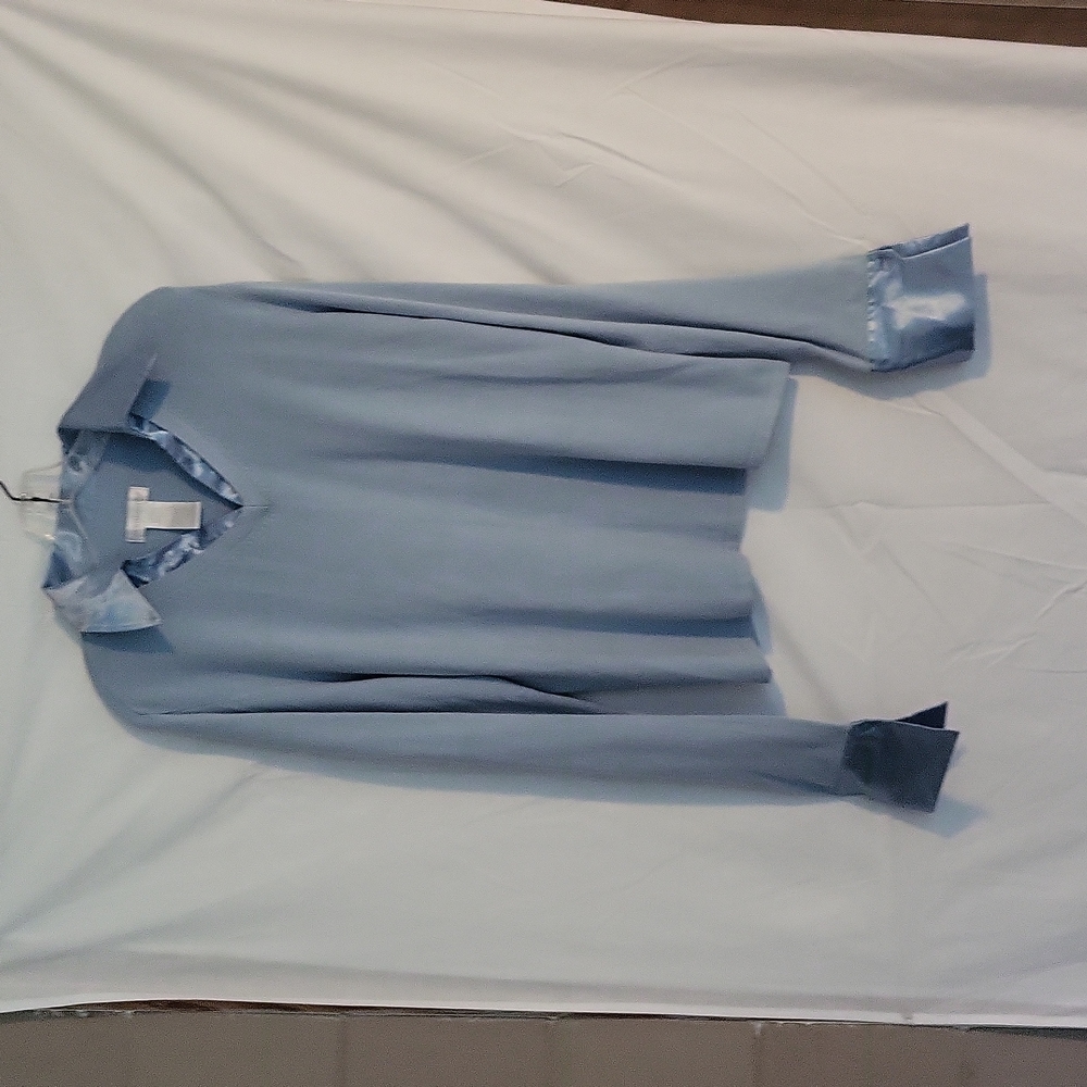 Worthington long sleeve Sweater with satin inlay shirt and cuffs. Large